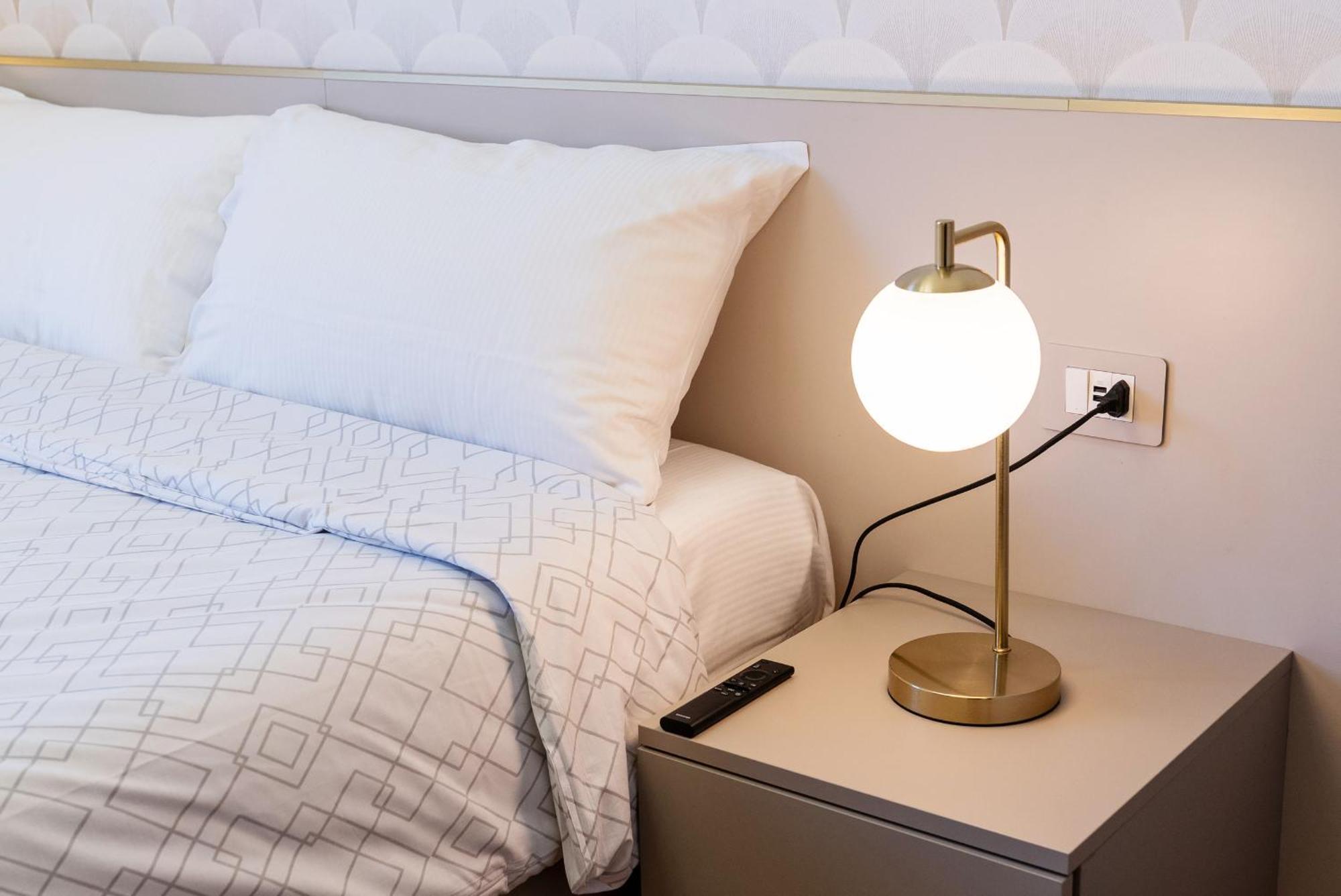 Casa Bella 16 - 8 Min To Metro, 15 Min To Lin Airport, University Area Mailand Exterior foto